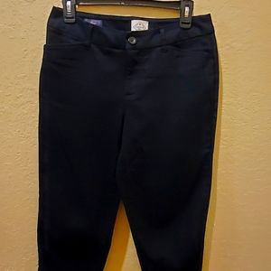 St John's Bay Crop Pants